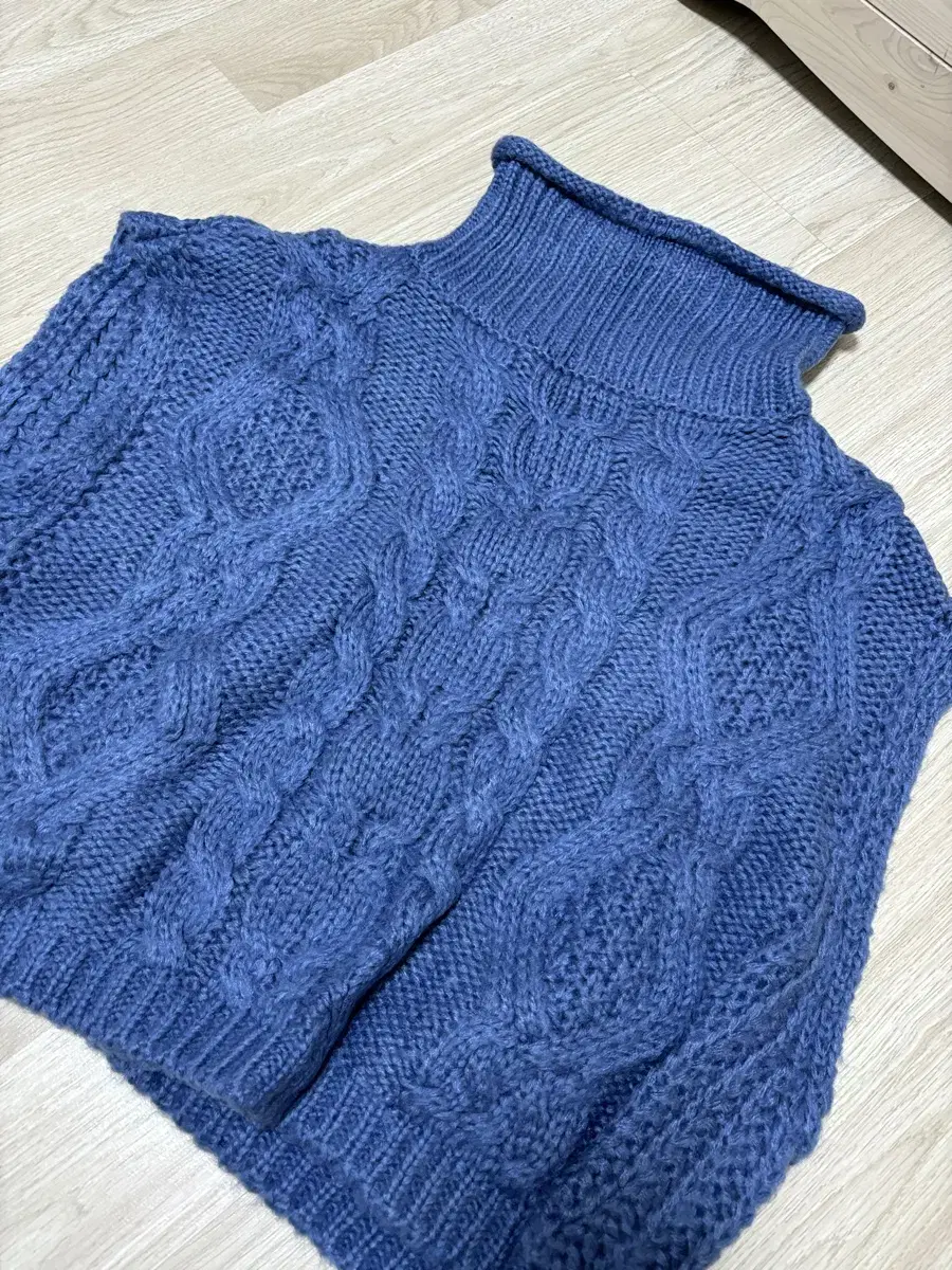 Knit Vest