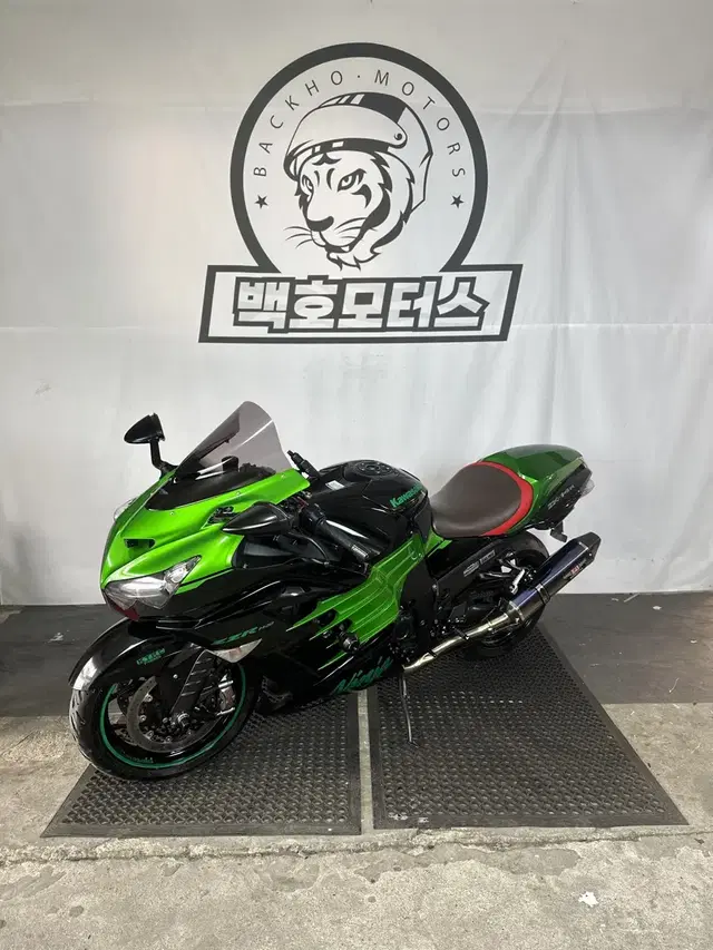 (이벤트중 내용참고)20년식 머플러구변블박신차급 zx14r zzr1400