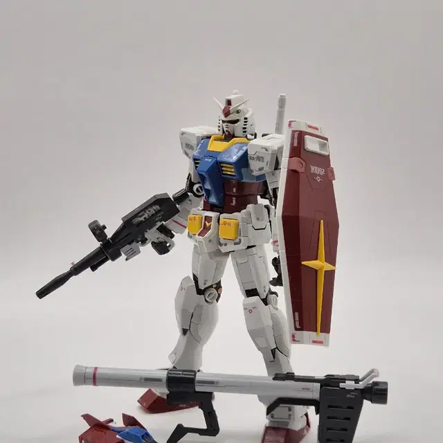 RG RX-78-2 퍼스트 건담 프라모델 반다이 건프라