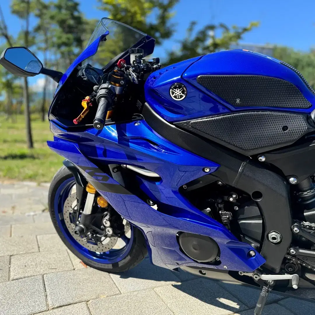 야마하 yzf r6 2018년식 깨끗한 바이크 판매 합니다