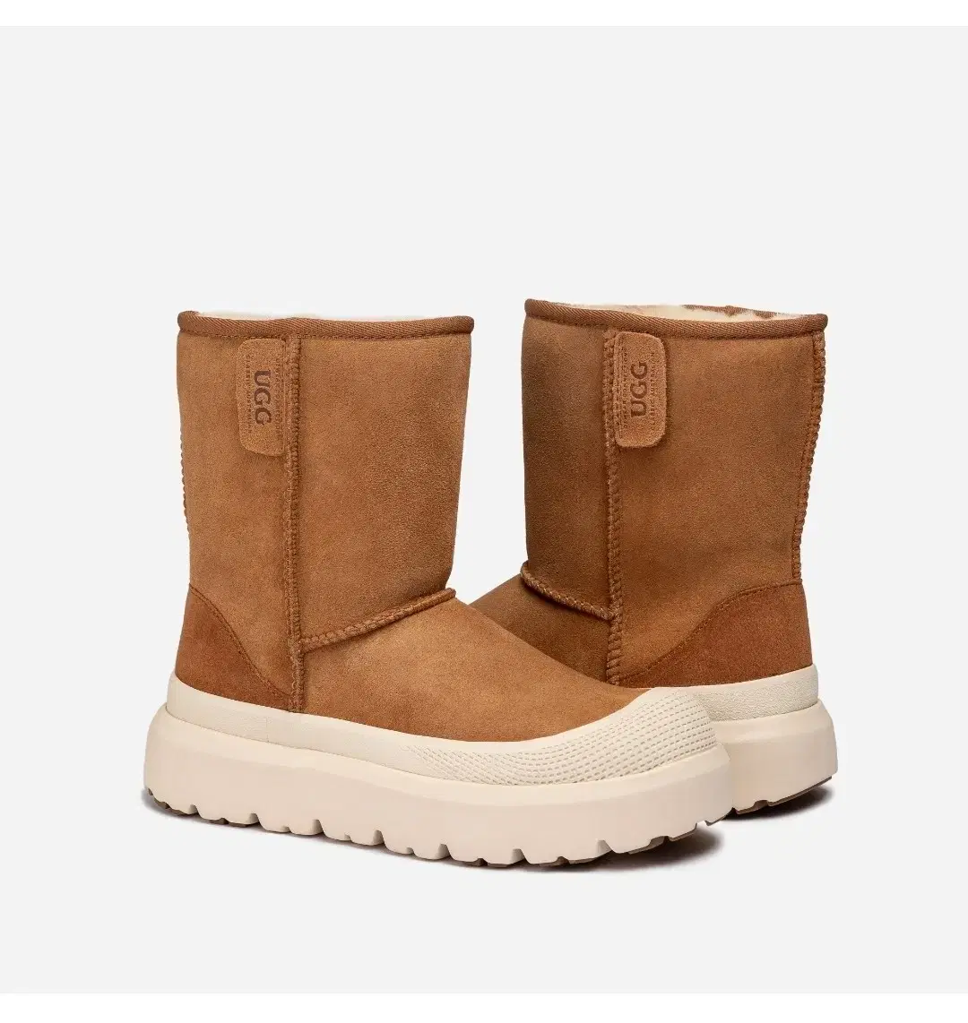 국내] FW24 오즈웨어 UGG 클래식 투톤 숏부츠 OB912