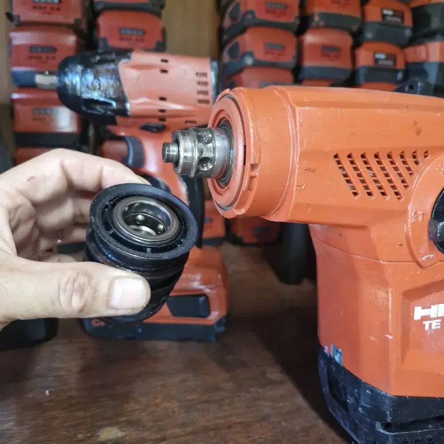 [HILTI]힐티충전함마드릴 TE6A22 A급.최상급