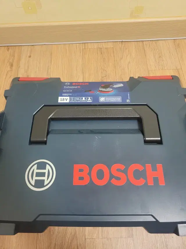 보쉬 샌더기 bosch gex 18v-125 (배터리,사포 있음)