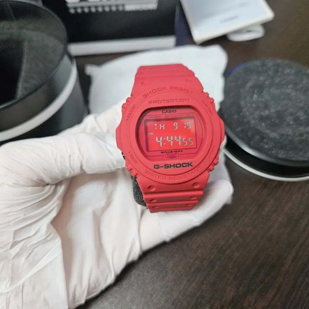 지샥 GSHOCK 35주년 DW-5735C RED OUT