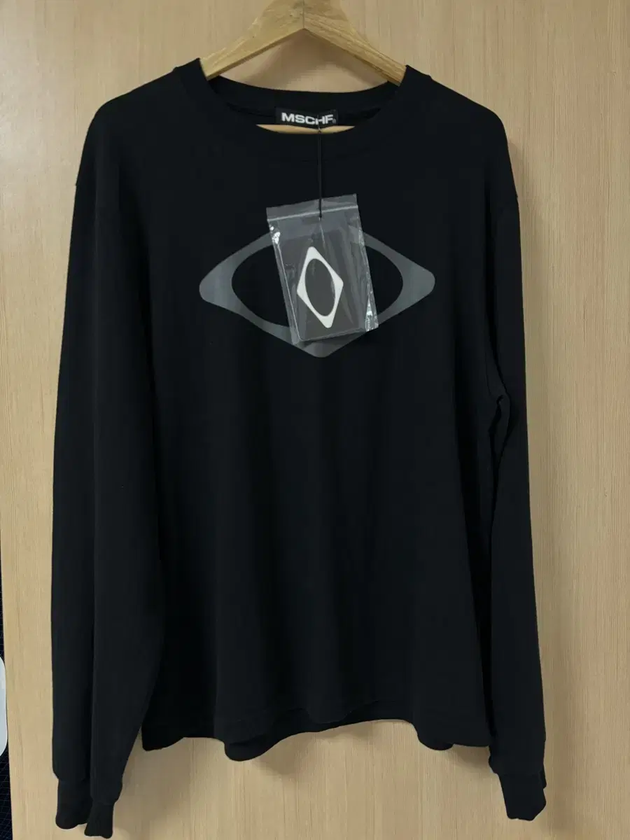 Mischief Lombus Long Sleeve Black Sell.