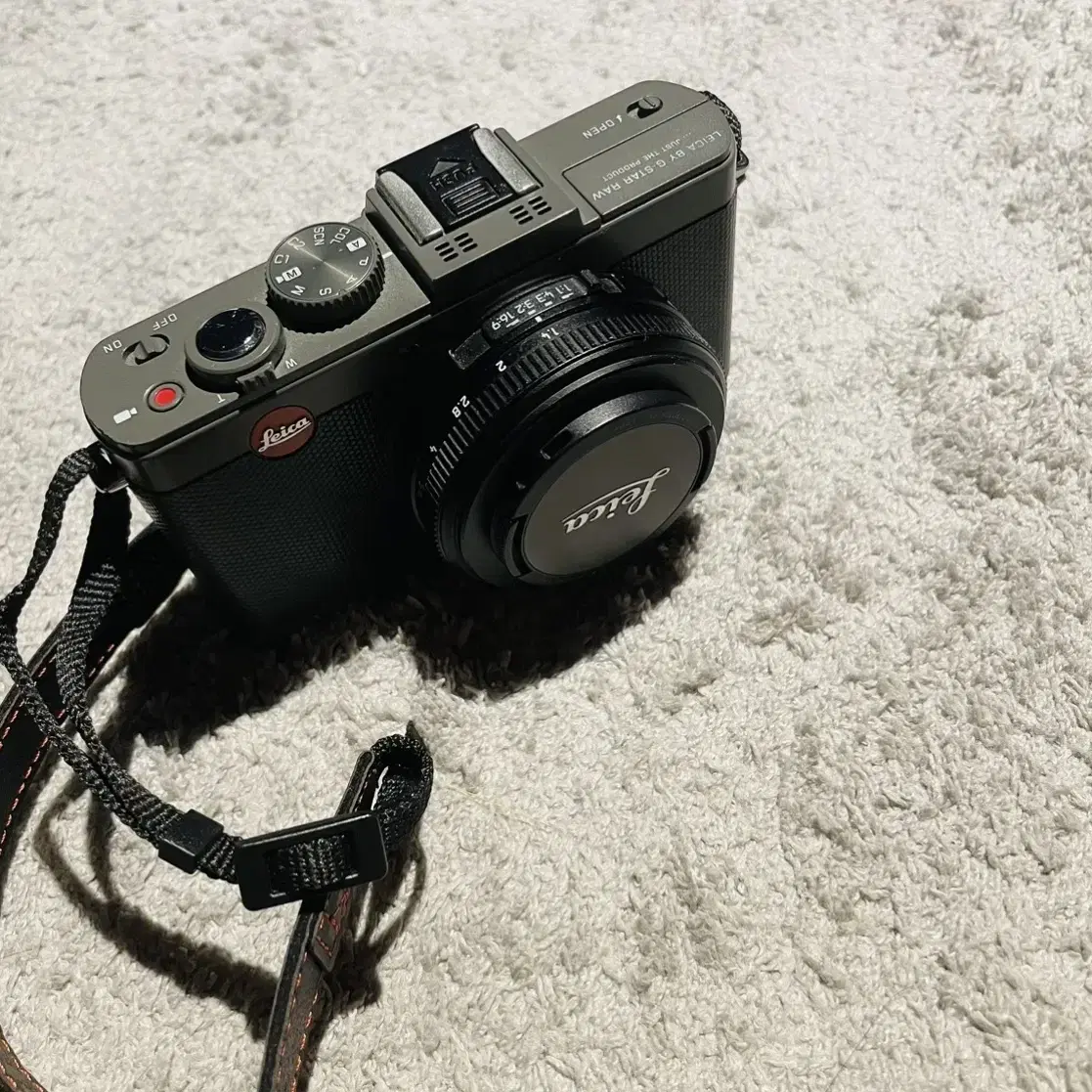 Leica D-Lux6 G-star raw edition