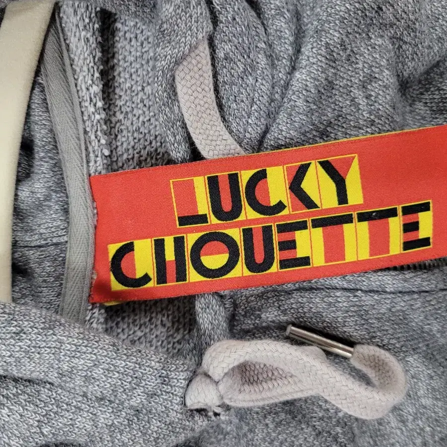 럭키슈에뜨 LUCKY CHOUETTE 후드 집업 XL