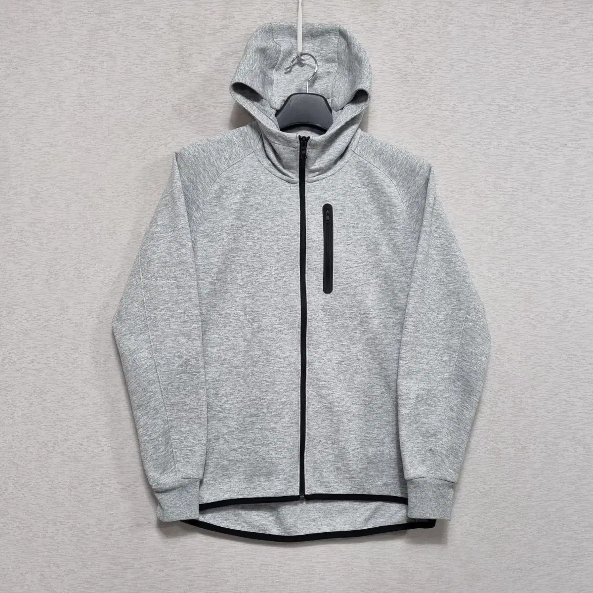 UNIQLO Intermittent season hoodie zip-up men100ㅡ0923