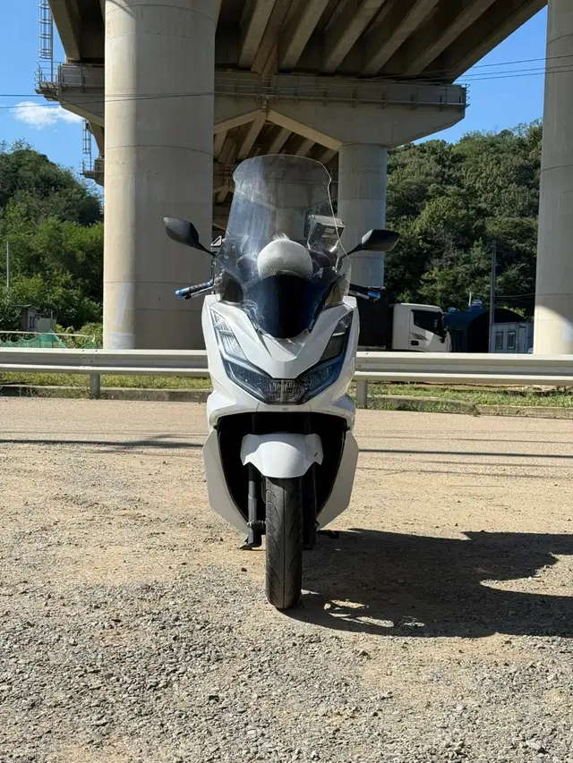 혼다 PCX125 21년식 저렴하게 판매합니다