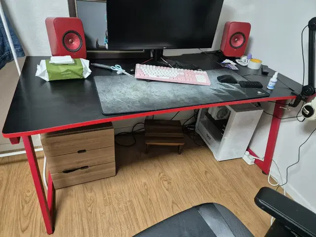 kef lsx2 레드  +정품 desk pad + 쿠팡케어