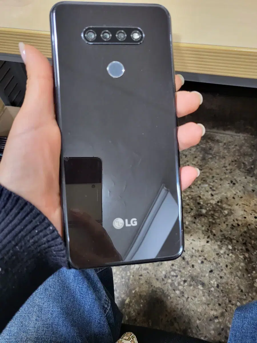 LGQ510N 자급제 상태아주좋은A급