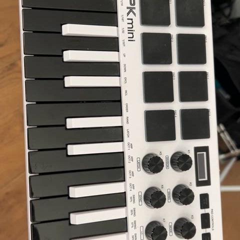 AKAI MPK MINI MK3