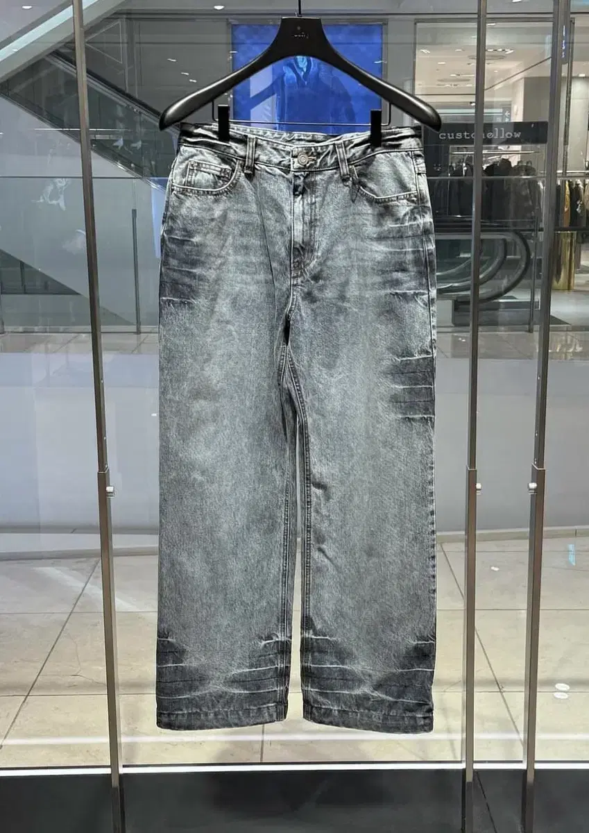 Junge Core Washed Denim Pants for Sale