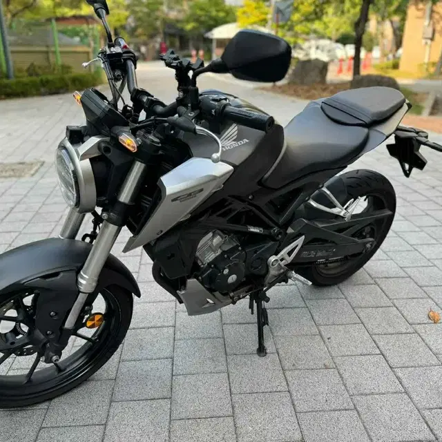 혼다 cb125r 19년형 abs모델 abs 판매합니다