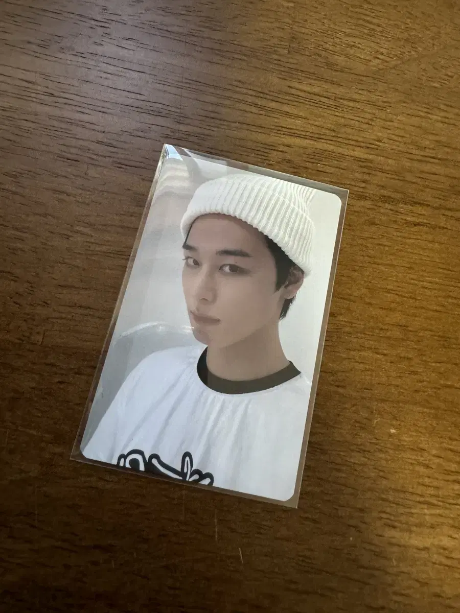 THE BOYZ GENERATION 2 5,000 won photocard WTS