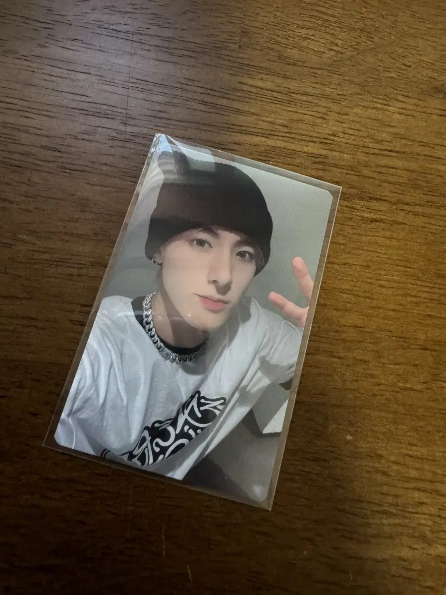 THE BOYZ GENERATION 2 5,000 won photocard WTS