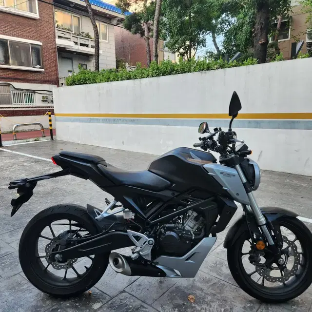 2018년 CB125R 16000KM주행 상태좋은바이크 판매합니다.