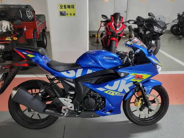 스즈키 GSX-R125 (23년식)