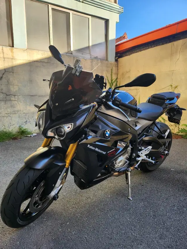 bmw  s1000r