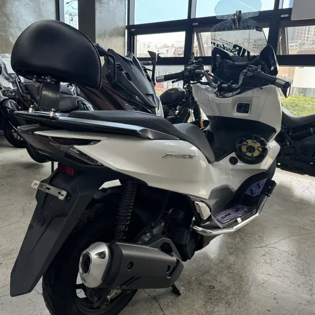 21년식 혼다 PCX125abs (27,119Km) 판매