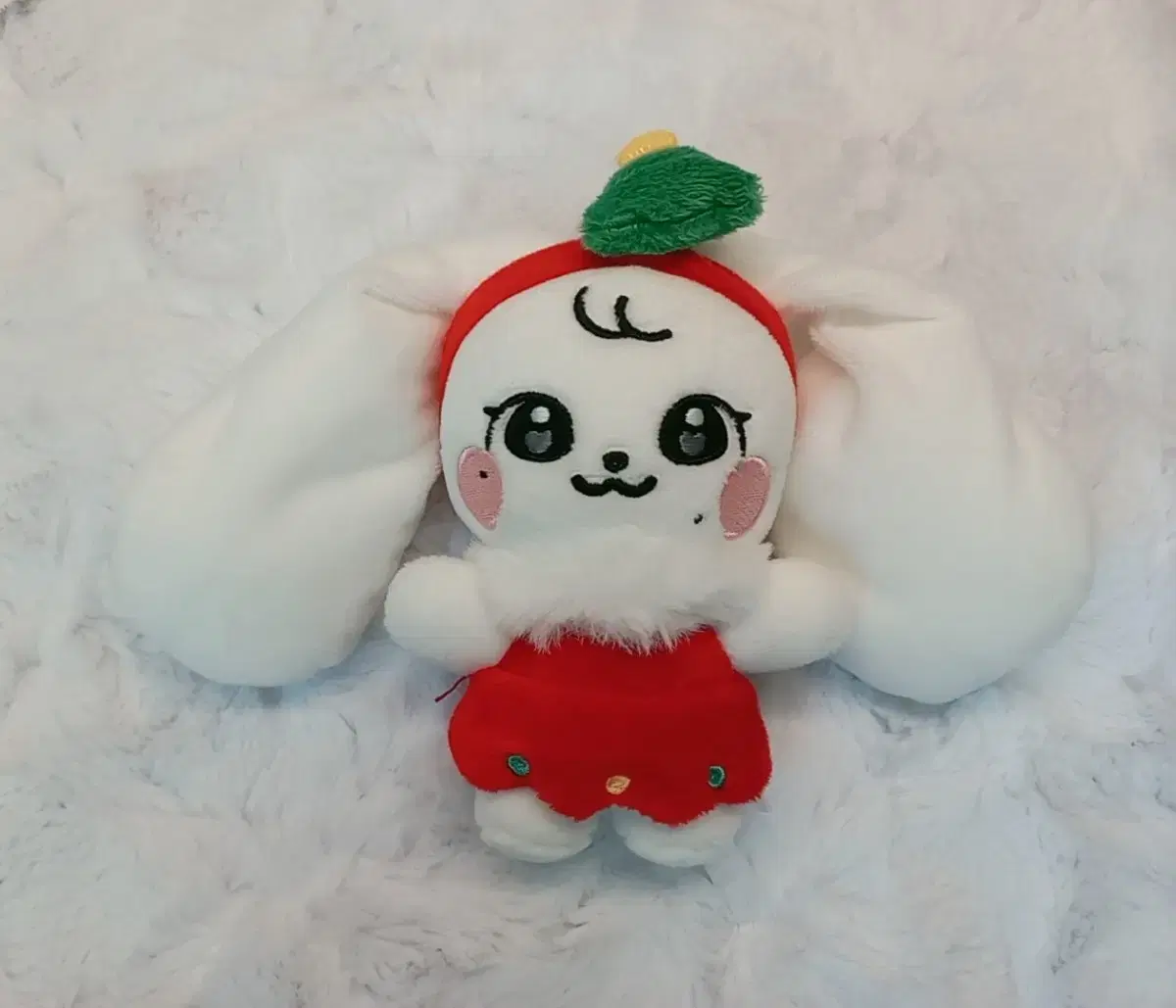 Minive Christmas Cherry doll sells