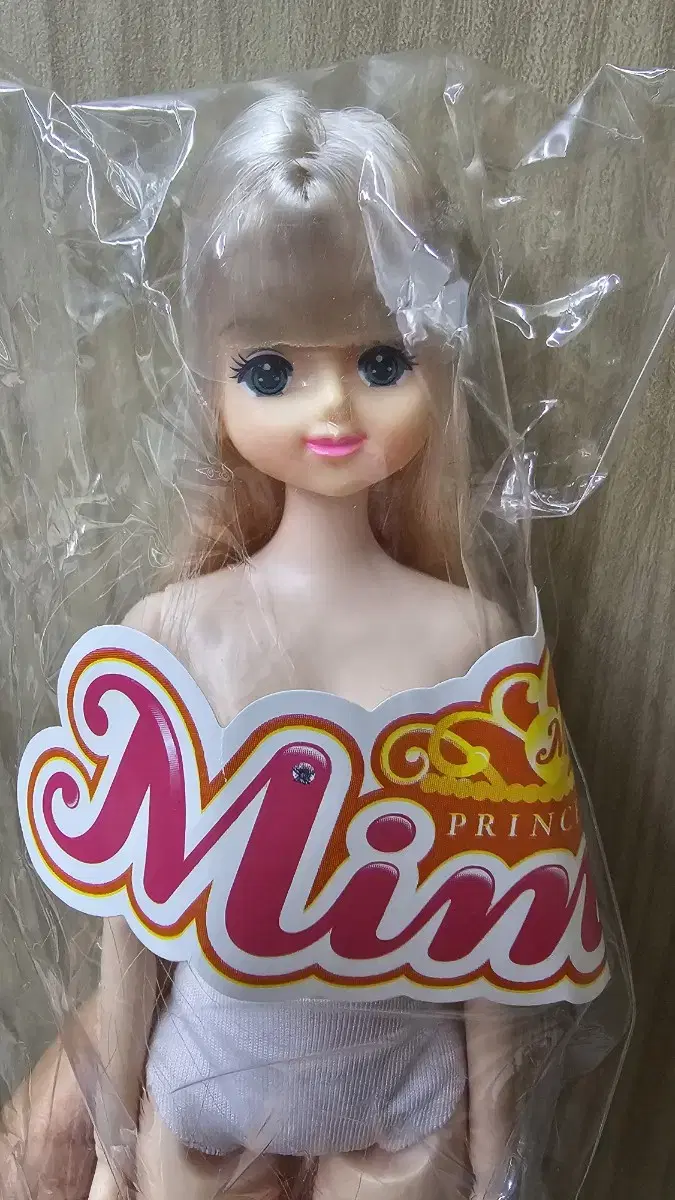 Unsealed) I sell custom silver hair mimi 