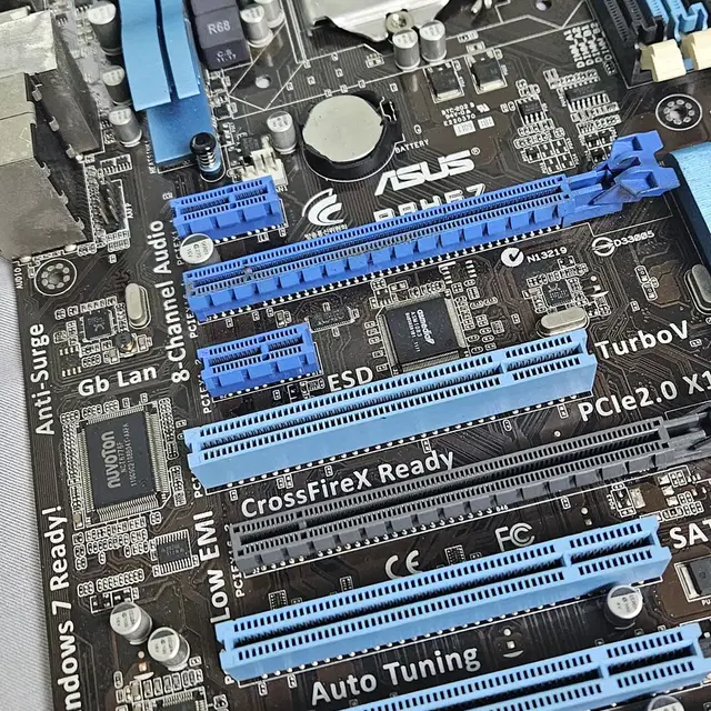 아수스 ASUS P8h67 메인보드