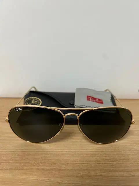 클래식한 Ray Ban AVIATOR 정품 급처합니다.(선착순)