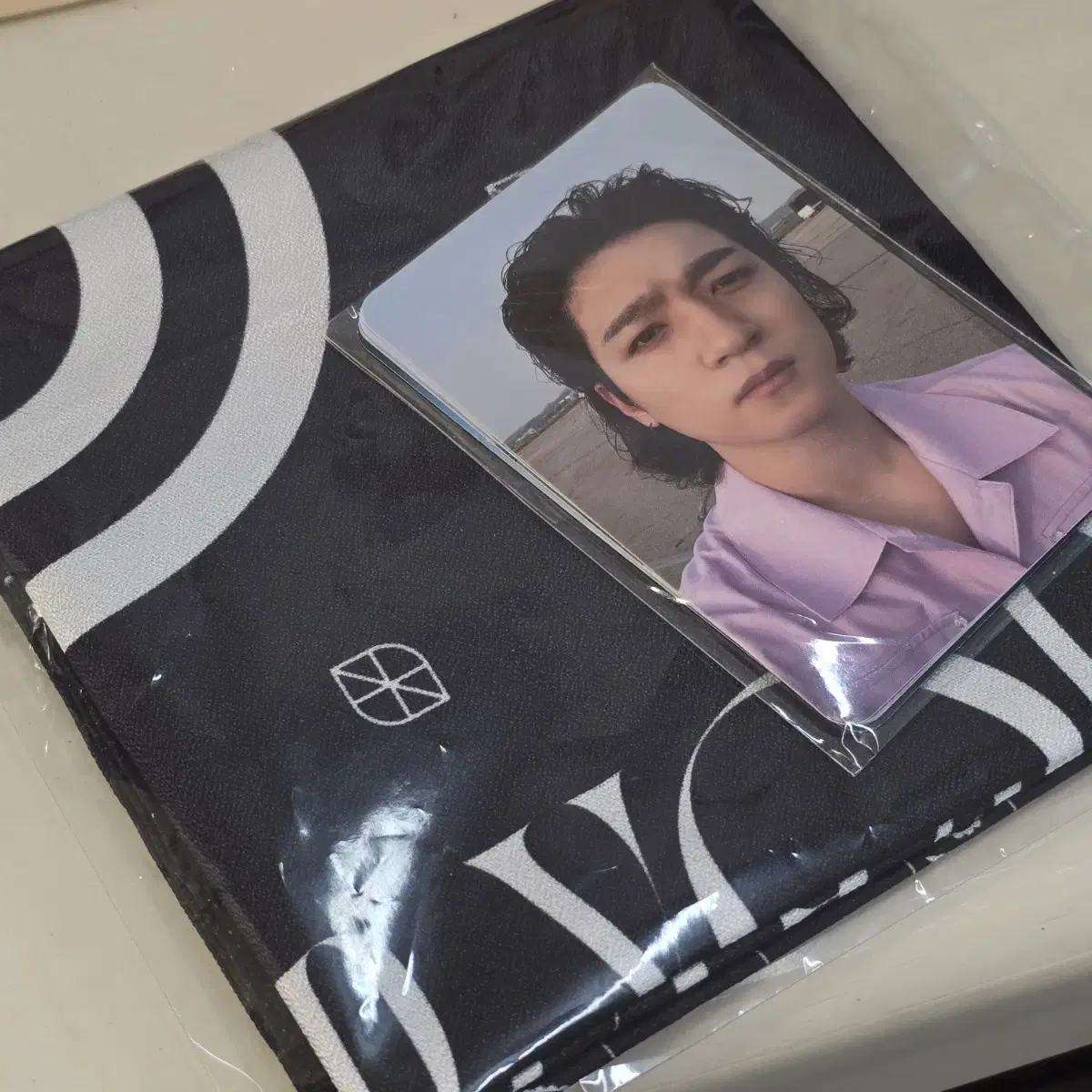 Day 6 Forever Young First Con EntryPhotocard + Bandana Set