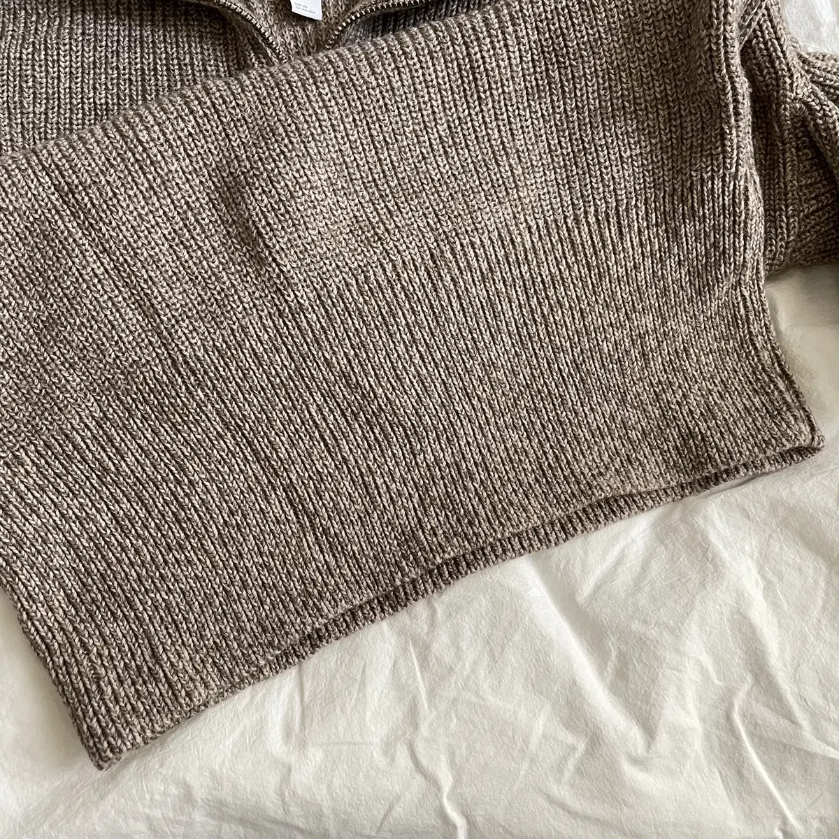 코스 집니트 베이지 XS cos zip knit jumper beige