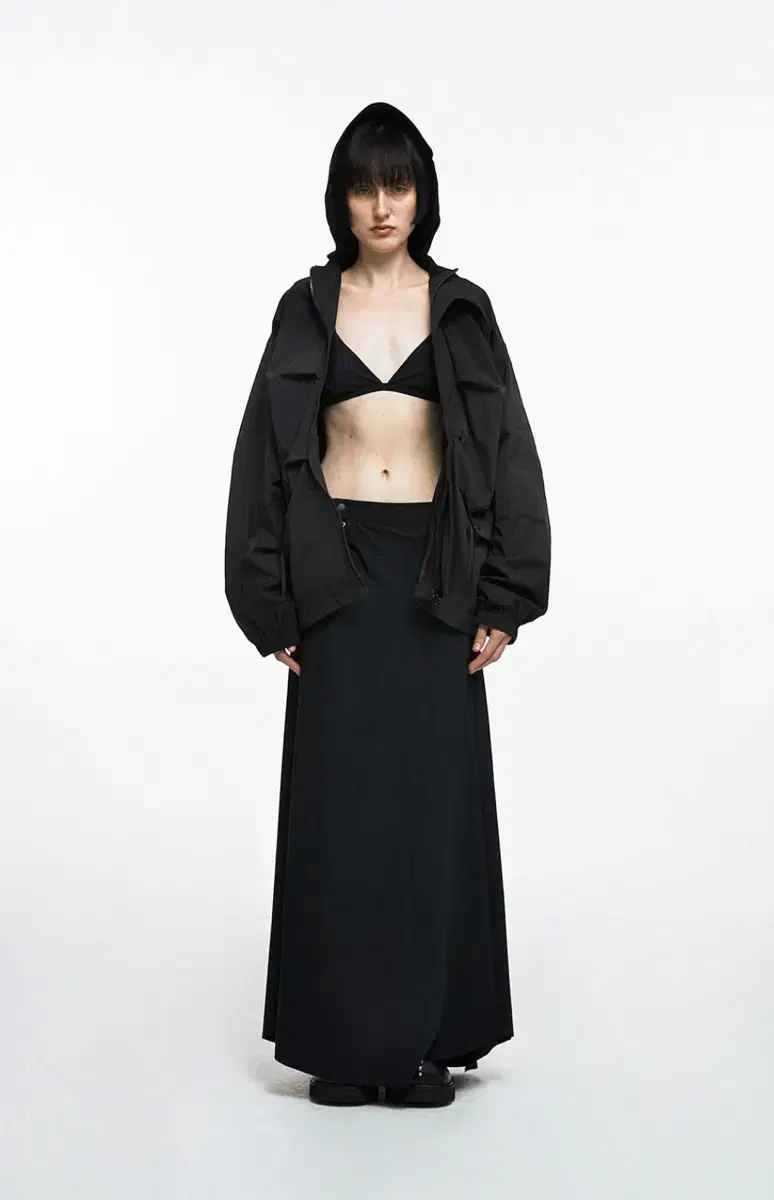 나체 Wave Maxi Skirt black