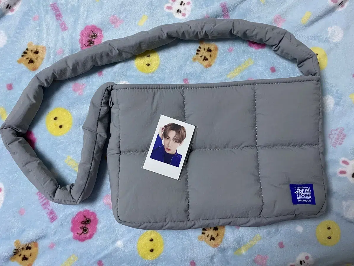 Keyland bag wts (with polaroid)