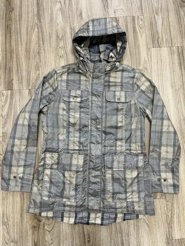 Barbour 바버 패러슈트 필드 자켓 95