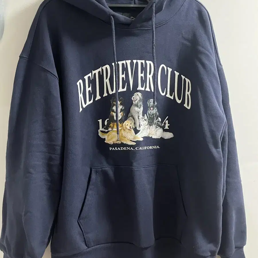 리트리버클럽 후드티 (RETRIEVER FRIENDS HOODIE)