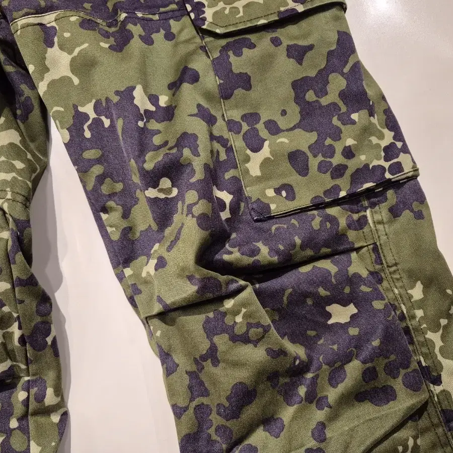 33>Denmark army bdu pants