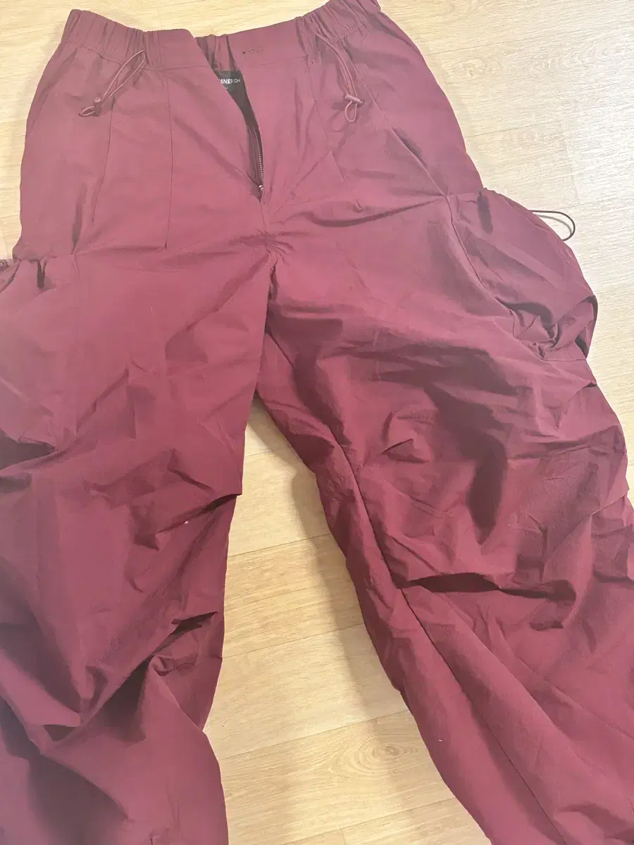 Sicklepod Nylon Big-Pocket Parachute Pants M Red