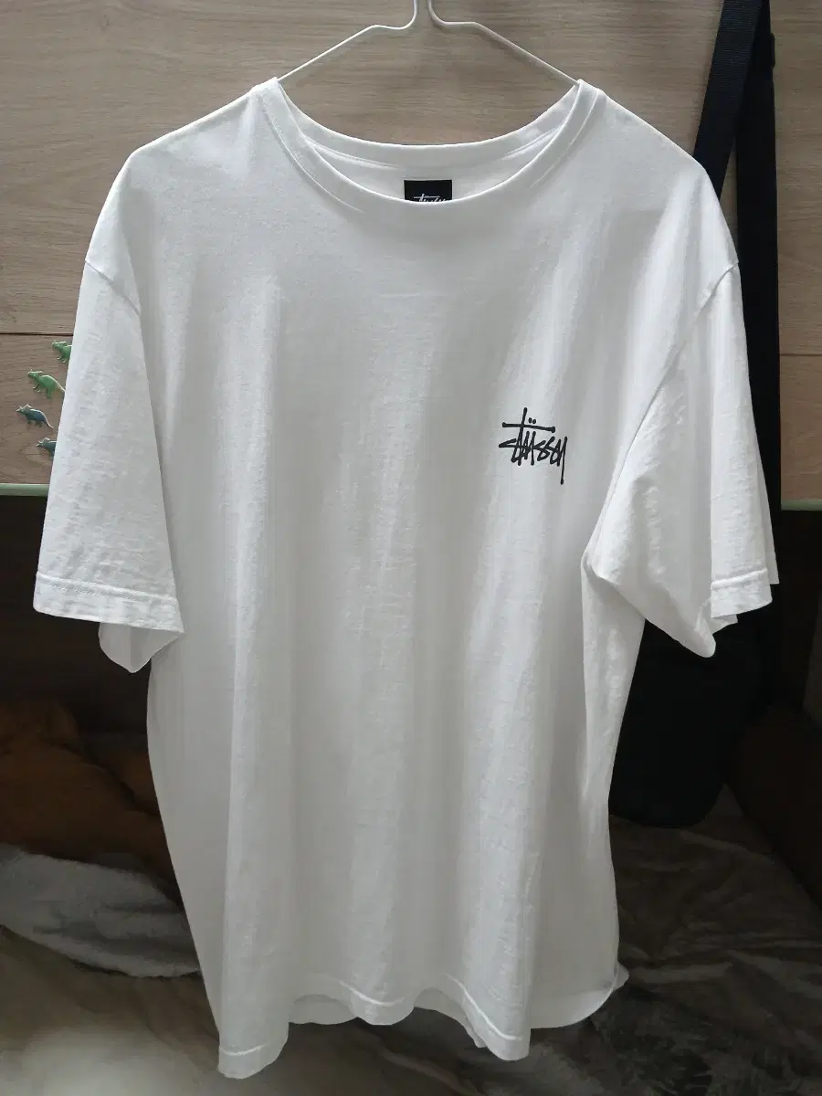 Stussy Basic Tee White TeeM