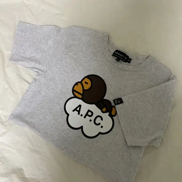 베이프 아페세 A.P.C. 마일로 온 티셔츠