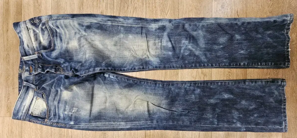 [SOLD] Vinpol Gogarine Vintage Stahl Slim Fit Jeans Size 78 (true to size)