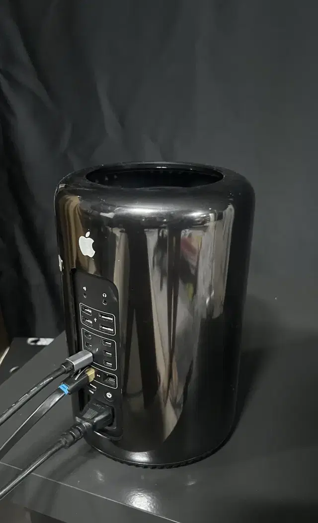 Macpro 맥프로 (연탄맥 Late 2013) 12코어 SSD 2tb