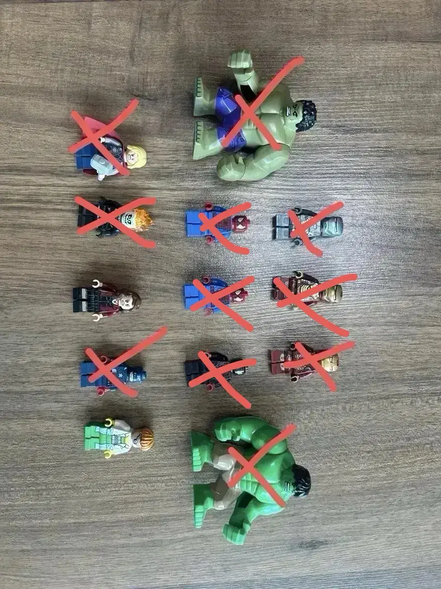 LEGO figures (DC, Marvel, Harry Potter, Buzz, Ninjago)