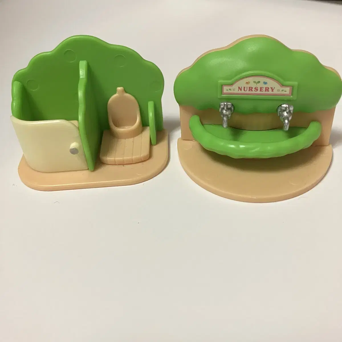 Sylvanian Kabaya Kindergarten Gacha