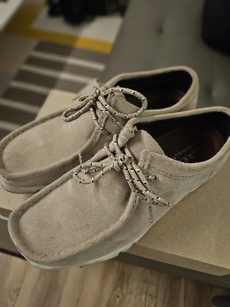 Clarks Wallaby Gore-Tex Sand