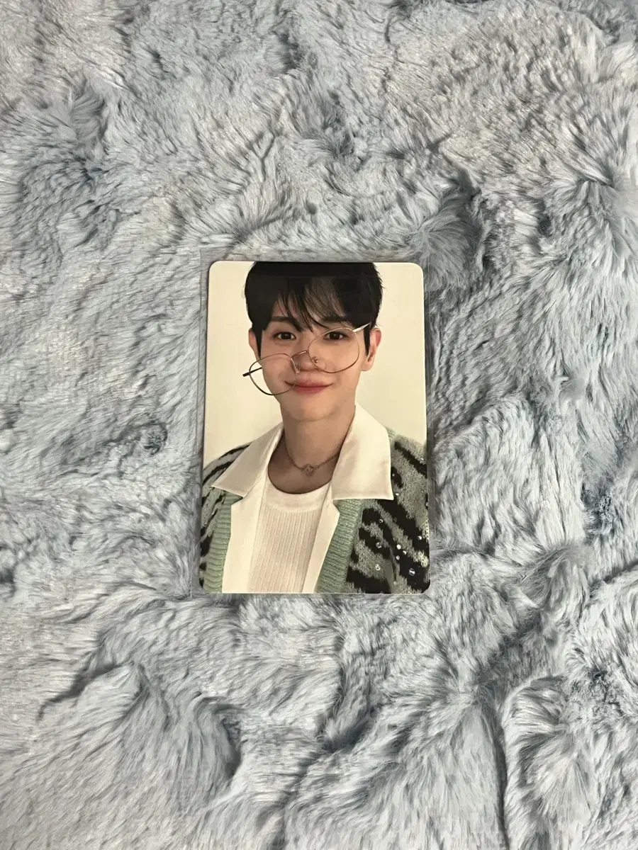 Highlight switch-on glasses yoseob photocard