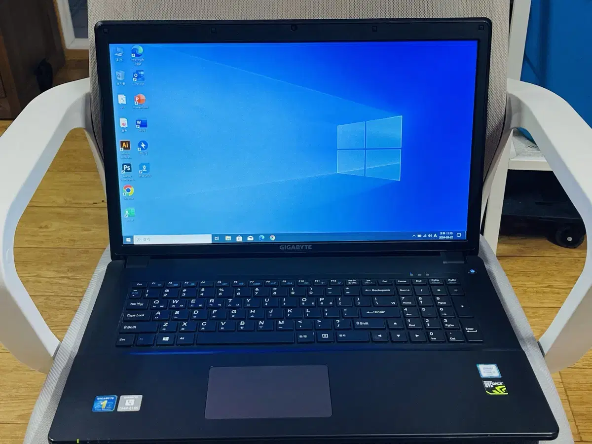 I7 -6700 SSD500GB 17-inch Gigabyte Laptop