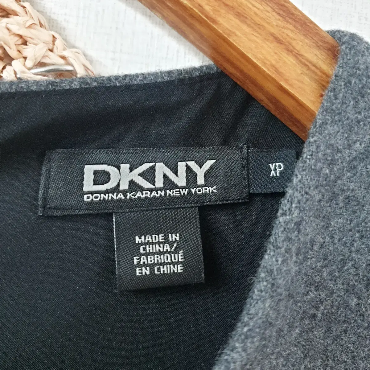 DKNY 울 미니원피스 레이어링 네이비 그레이 믹스