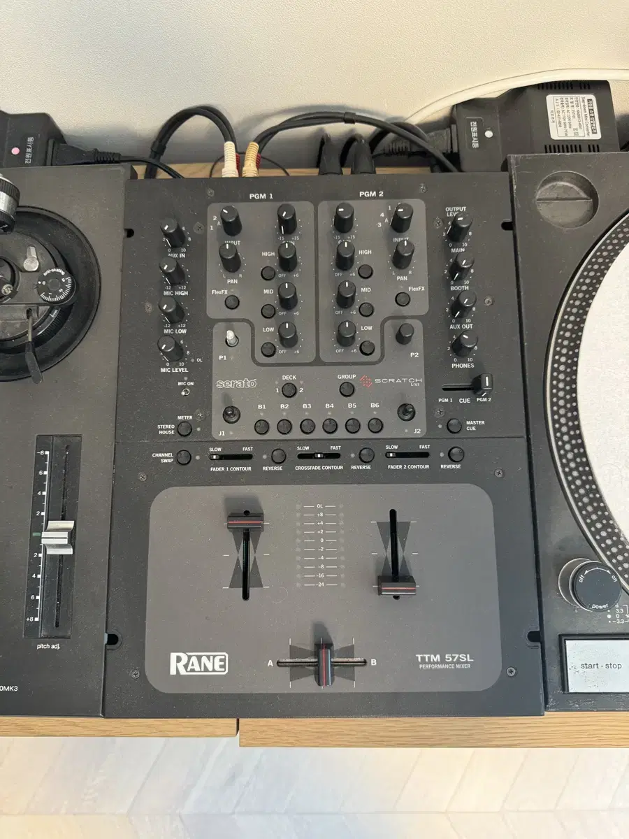 Rane 레인 TTM 57SL 믹서