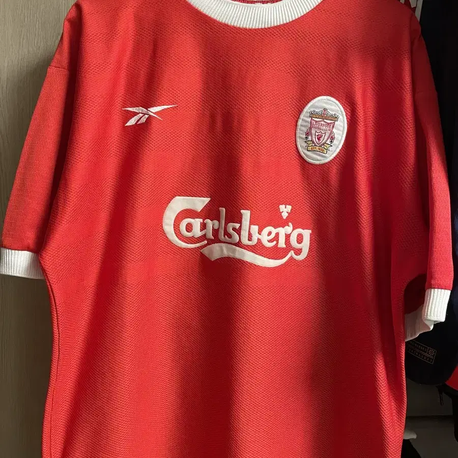 98-00 liverpool home shirt GERRARD