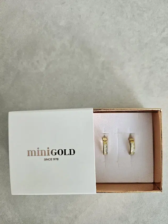 mini gold 14K침 귀걸이