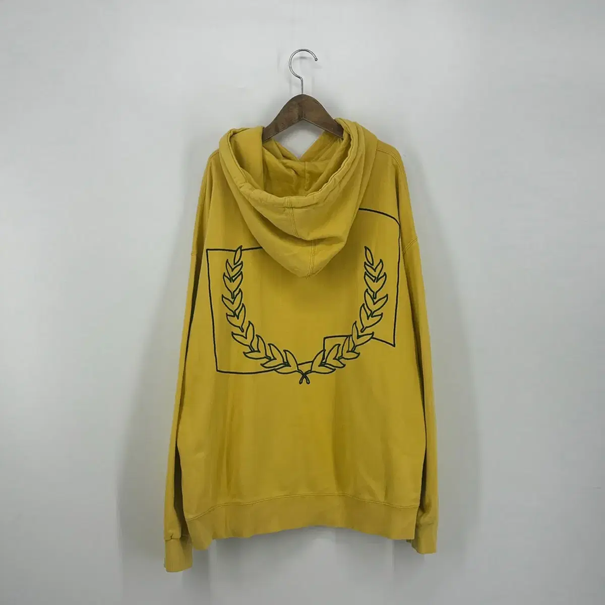 로맨틱크라운 후드 티셔츠 (L size / YELLOW)